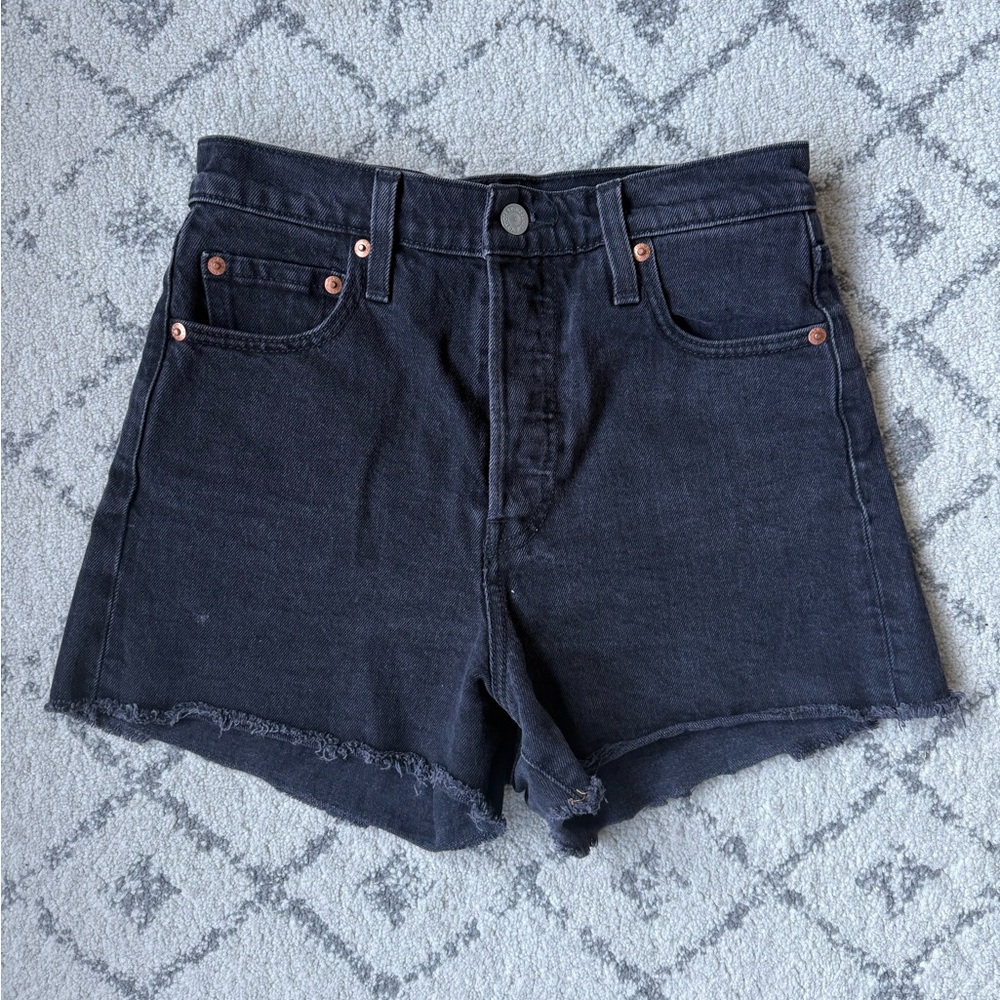 Levi’s Ribcage Black Denim Shorts